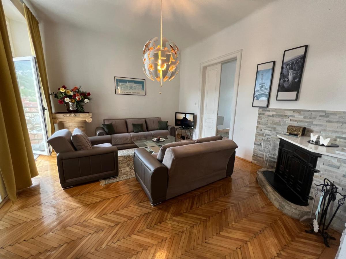 Apartman Happy Apartment ซาราเยโว ภายนอก รูปภาพ