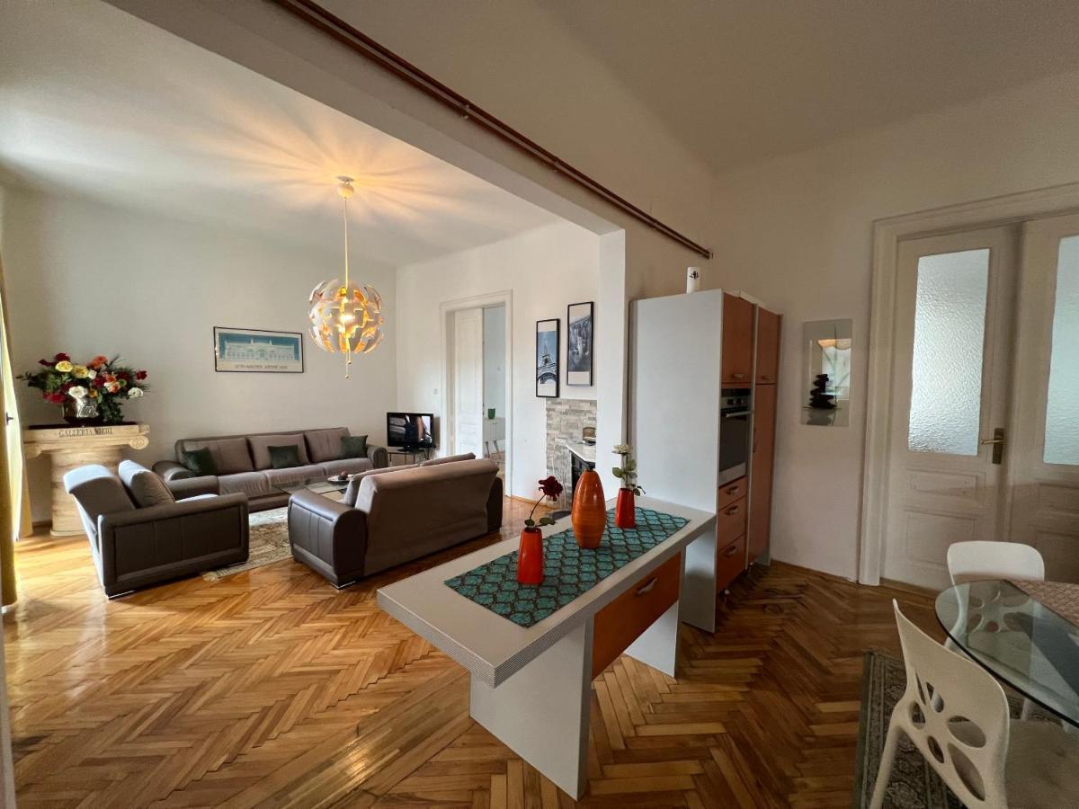 Apartman Happy Apartment ซาราเยโว ภายนอก รูปภาพ